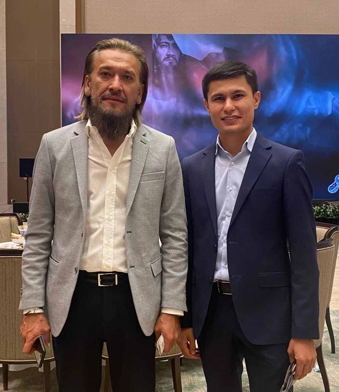Javohir Zokirov va Xushnudbek Xudoyberdiyev birga tushgan surat